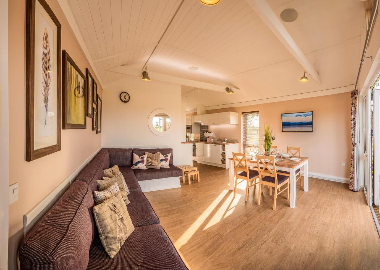 Montana Log Cabin - Ockeridge Rural Retreats Wichenford 외부 사진